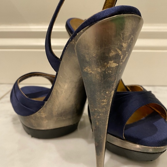 Oscar de la Renta Stilettos - Picture 4 of 5